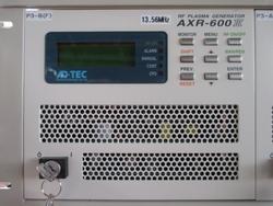 RF電源　<br />
アドテック AXR-600Ⅲ<br />
13.56MHz　600w