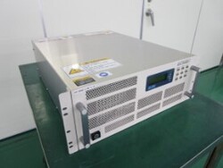 RF電源　<br />
アドテック　AX-2000Ⅲ　<br />
13.56MHz　2kw