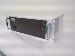 RF電源　<br />
アルバック　RFS-05C　<br />
500W